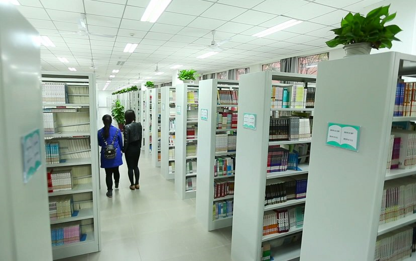 河北传媒学院图书馆欢迎您