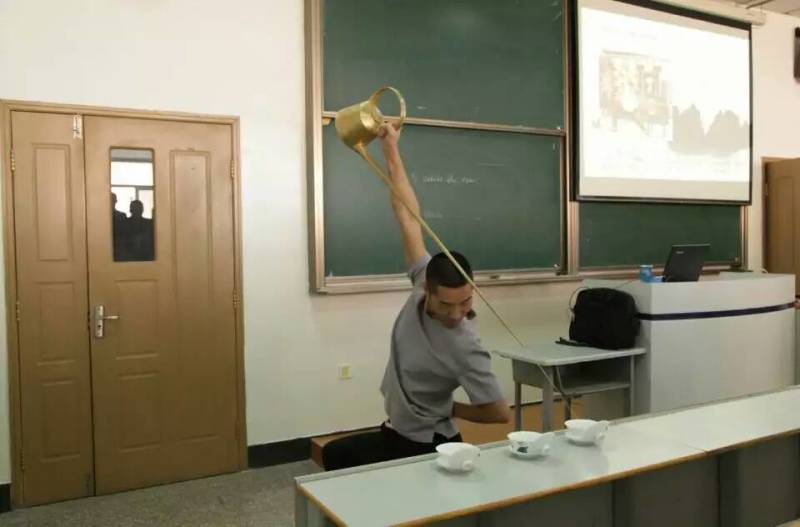 \